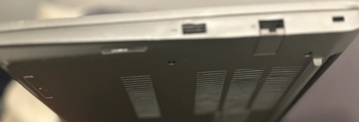 Lenovo ThinkPad E14 Gen 4 Laptop - photo 3