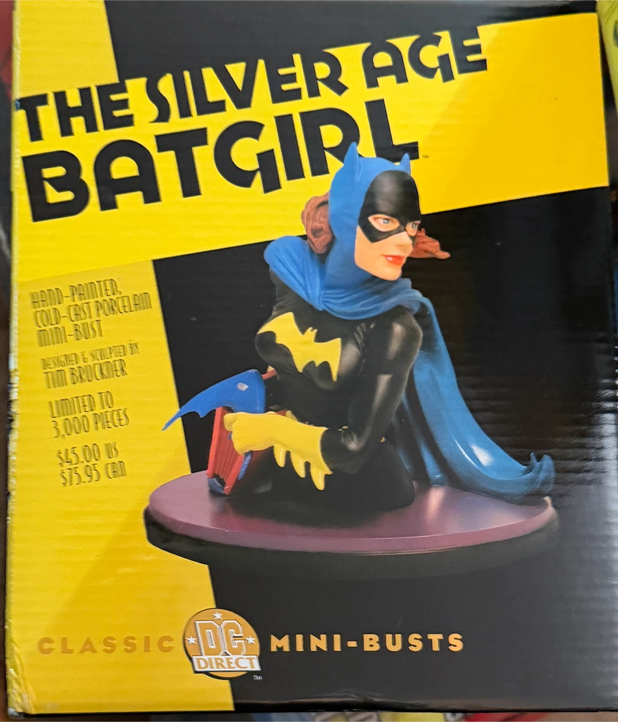 DC Direct Classic Batgirl Mini-Bust - photo 2