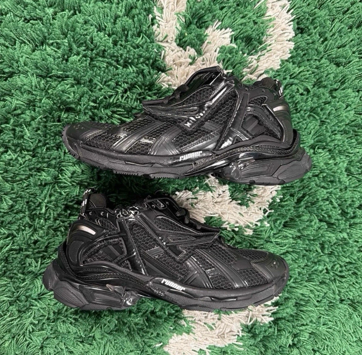Balenciaga Runner Black Sneakers Size 40