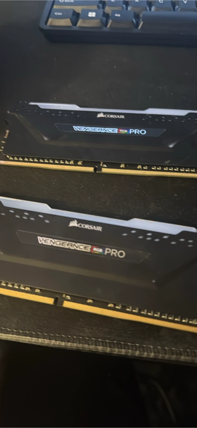 Corsair Vengeance RGB Pro RAM DDR4 32GB (2x16GB) 3200MHz