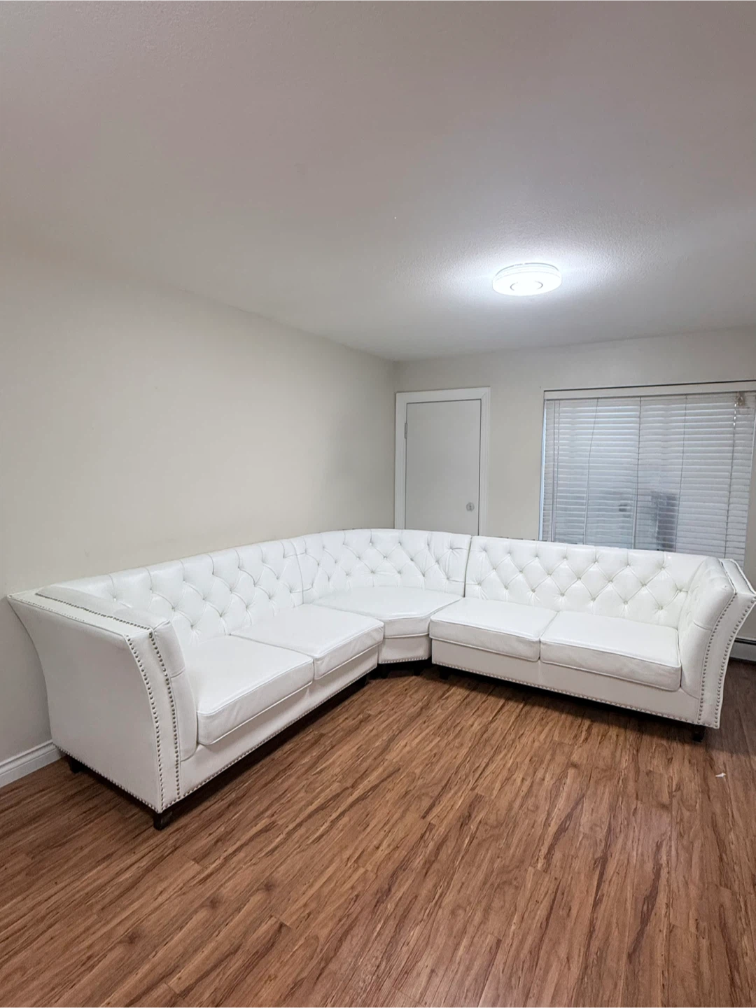 Leather sofa - photo 4