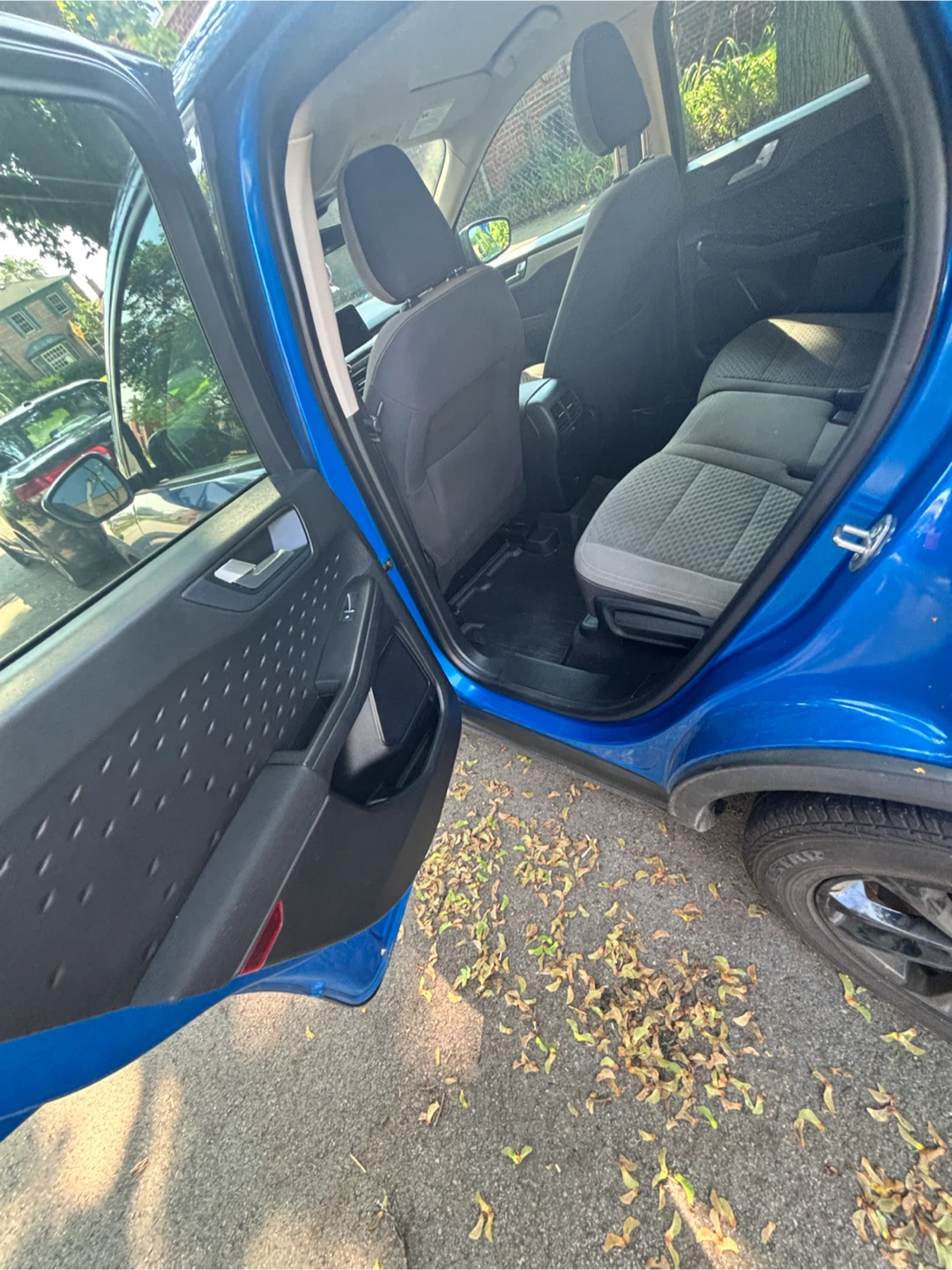 Ford Escape Blue SUV - photo 3