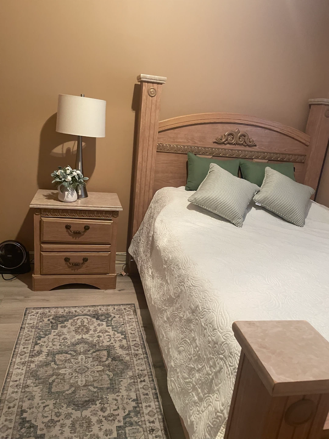 Wooden Bed Frame with Ornate Headboard - photo 4