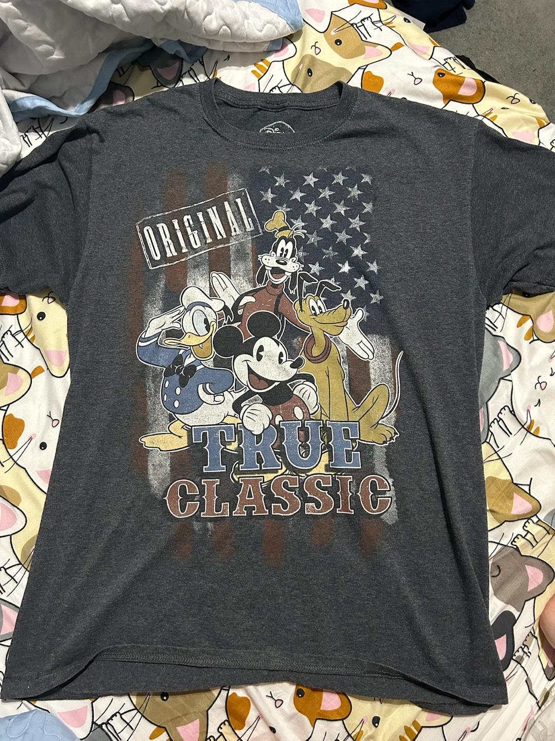 Disney Mickey Mouse & Friends Shirt