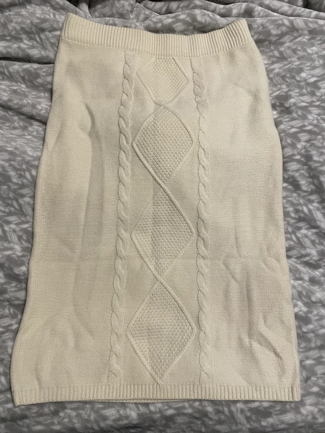 Cream Knit Sweater and Skirt Set - photo 2