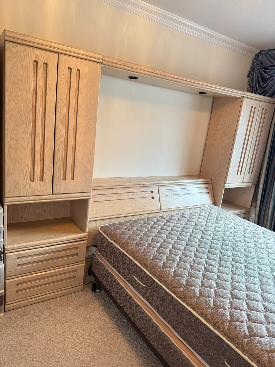 Bed set with Bed cabinet and Mattress - photo 3
