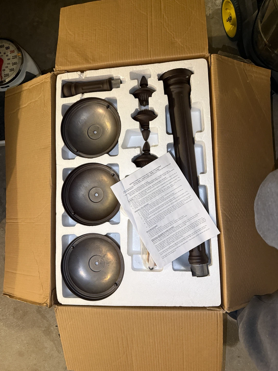 3 Head Convertible Patio Light/Streetlight - photo 2