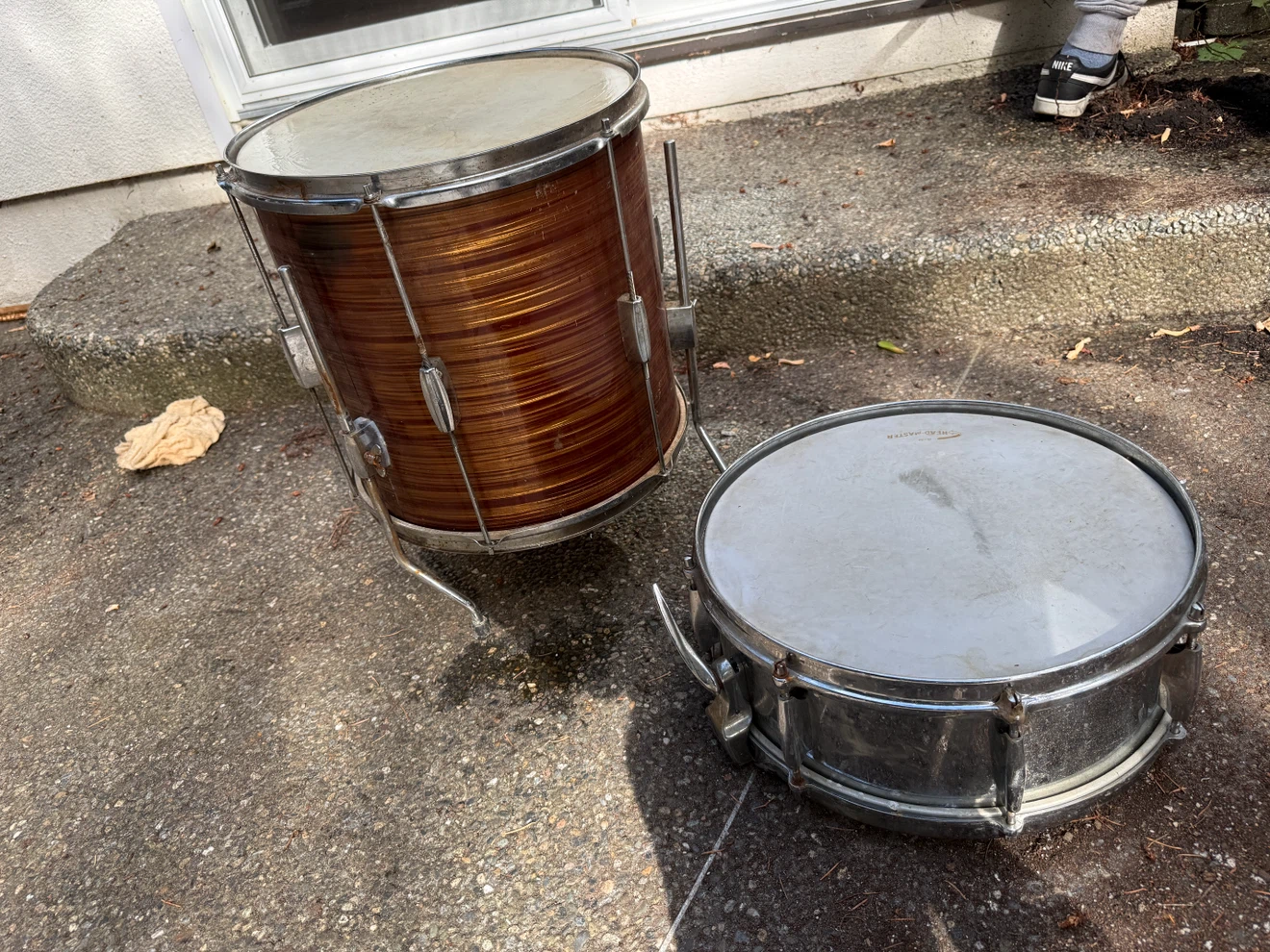 Vintage Drum Set