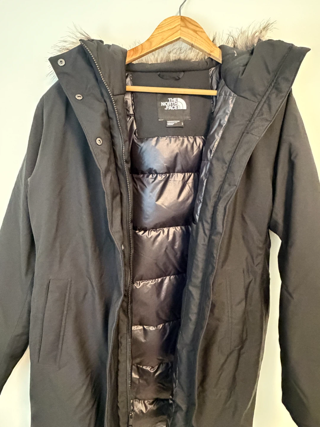 The North Face Black Parka with Fur Hood - photo 2