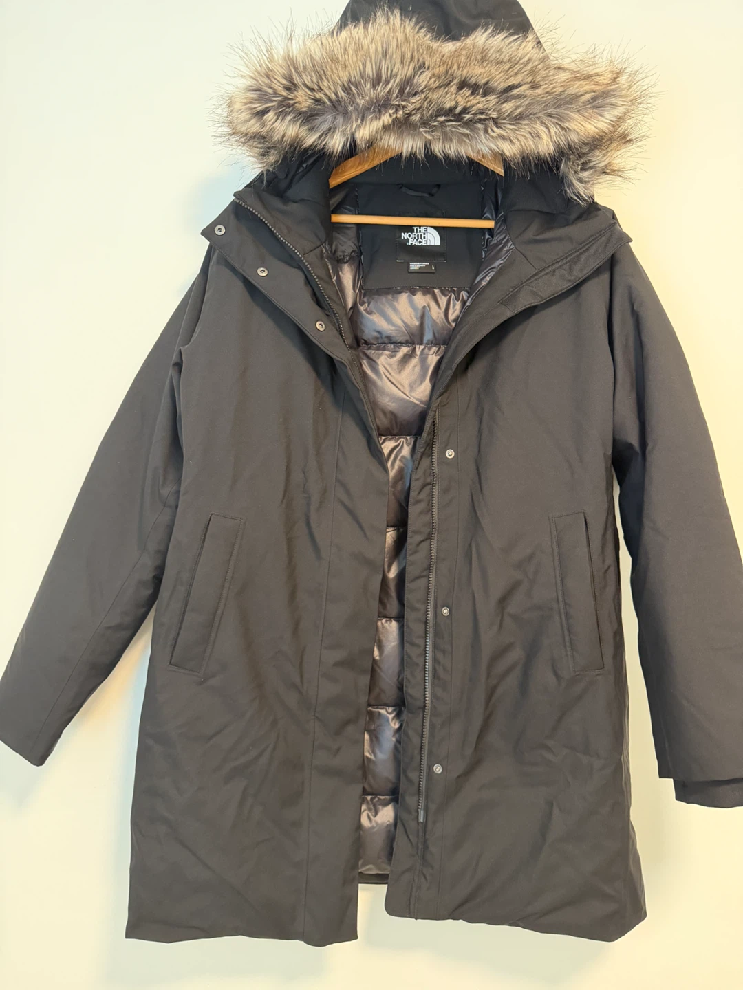 The North Face Black Parka with Fur Hood - photo 5