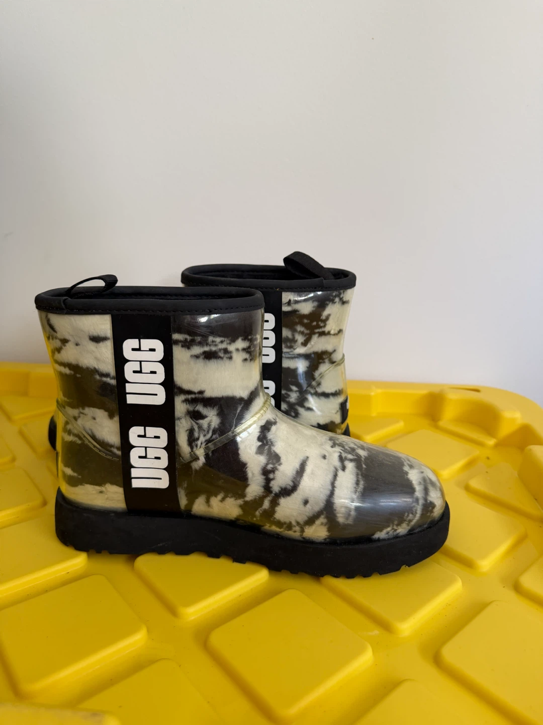 UGG Clear Mini Boots