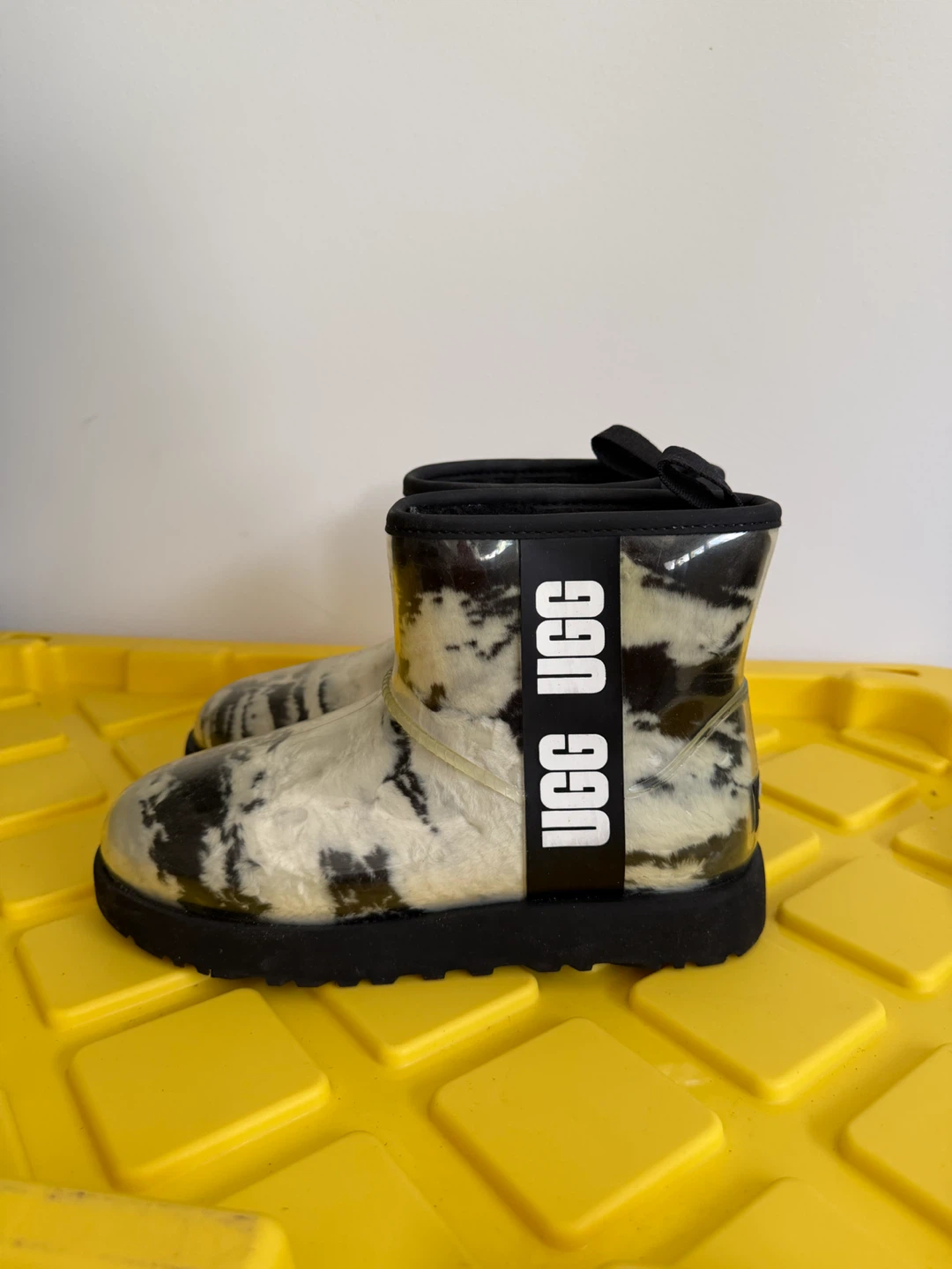 UGG Clear Mini Boots - photo 2