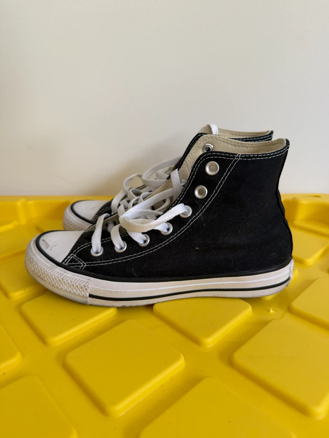 Converse Chuck Taylor All Star High Top Sneakers