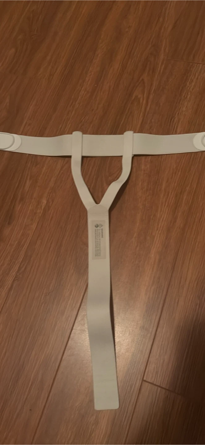 Meta Quest 3s VR Headset and Controllers - photo 3