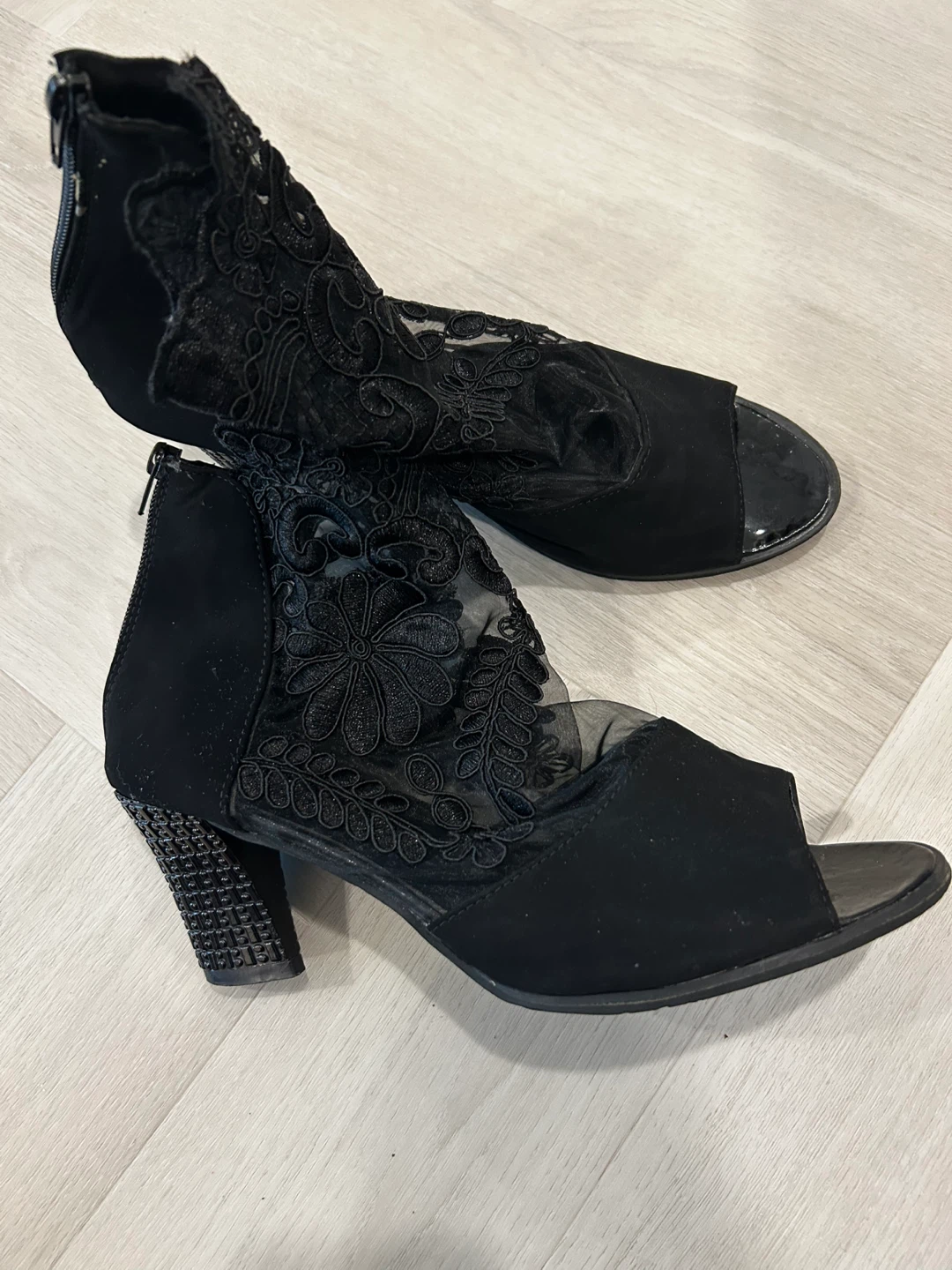 Black Lace Gladiator Heels - photo 3