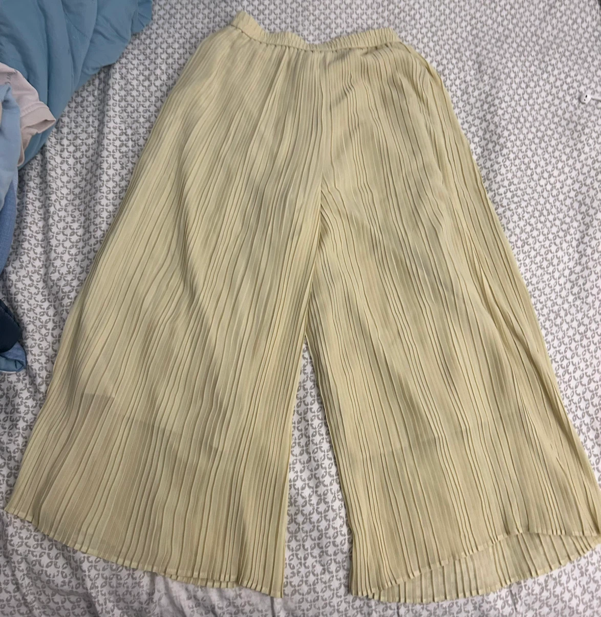 $10 Yellow dress pants