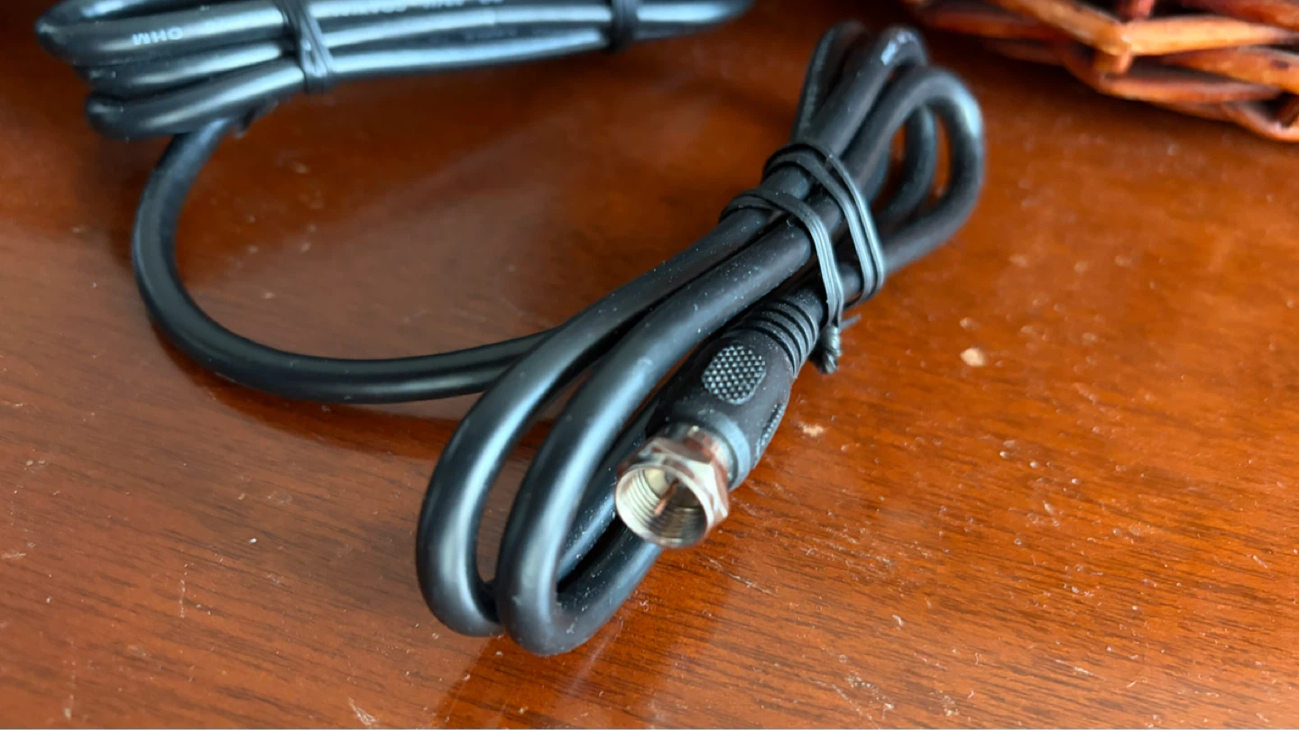 NEW - Coaxial Cable with F-Type Connectors - photo 4