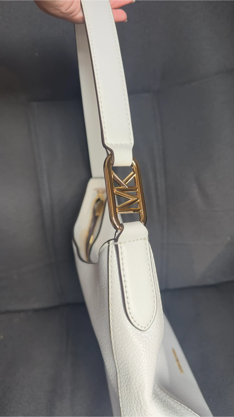 Michael Kors White Shoulder Bag Gold Hardware - photo 3