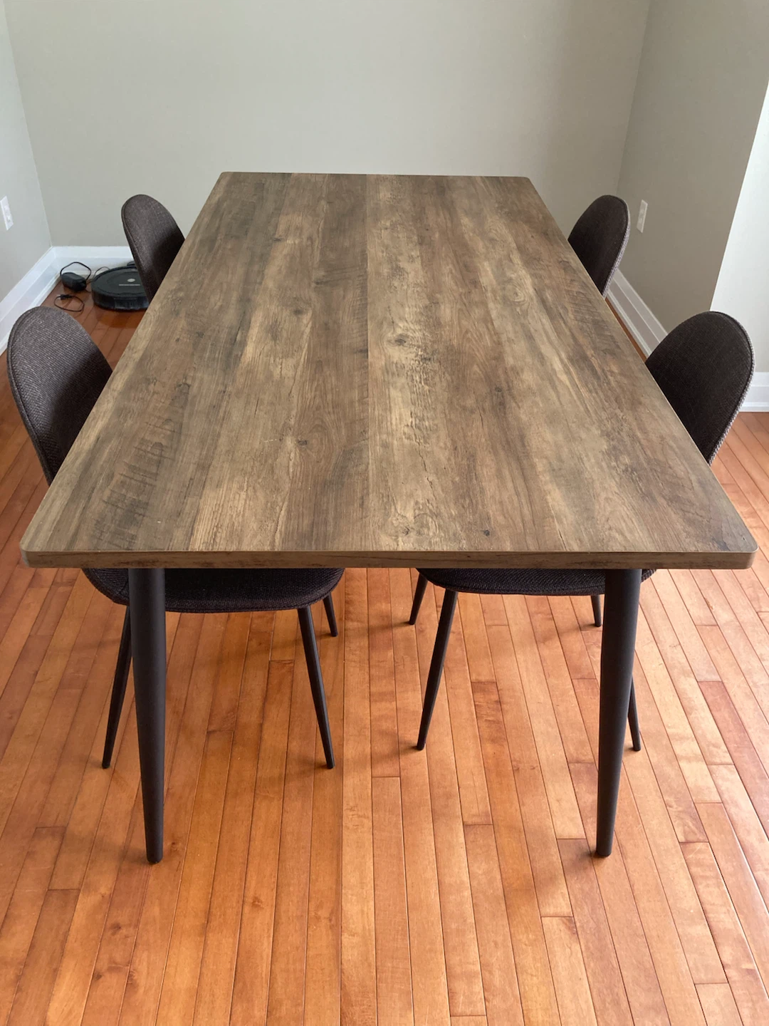 Structube Dining Table - photo 2