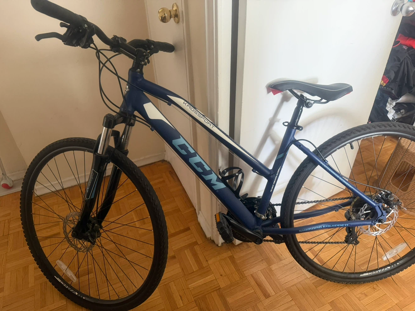 CCM Krossport Hybrid Bike