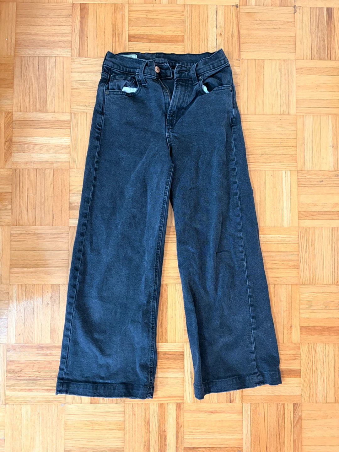 Black Wide-Leg Jeans