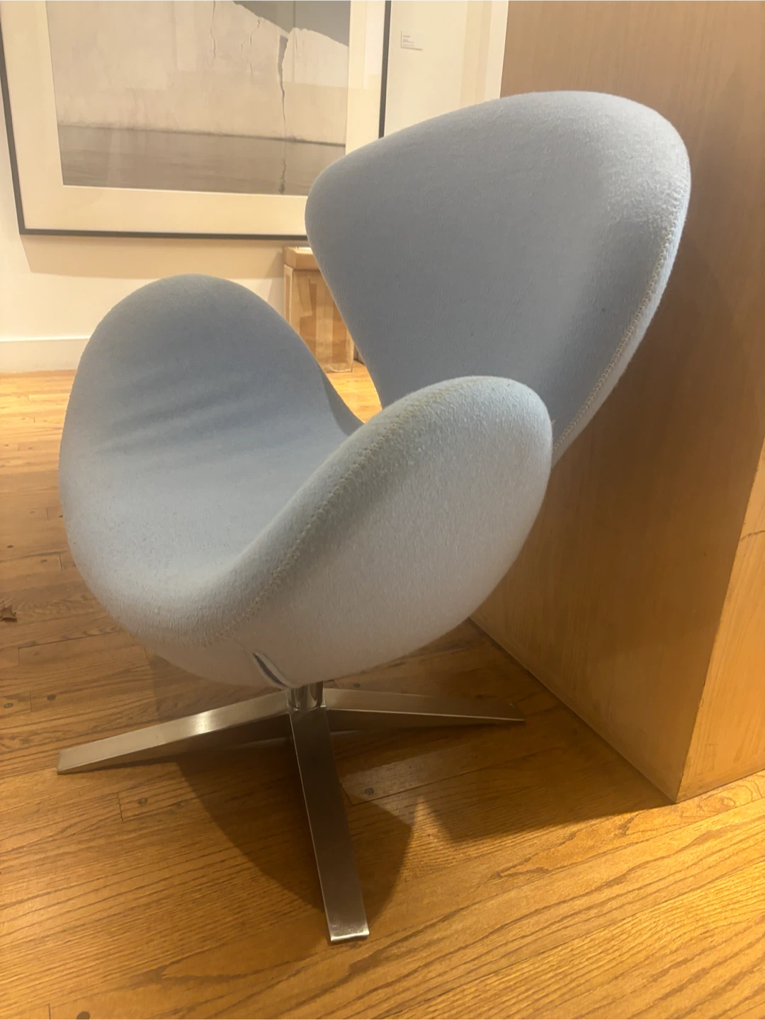 Arne Jacobsen Light Blue Swan Chair - photo 2