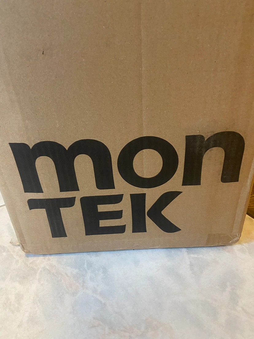 MONTEK 4 Pack Wall Mount Bike Rack
