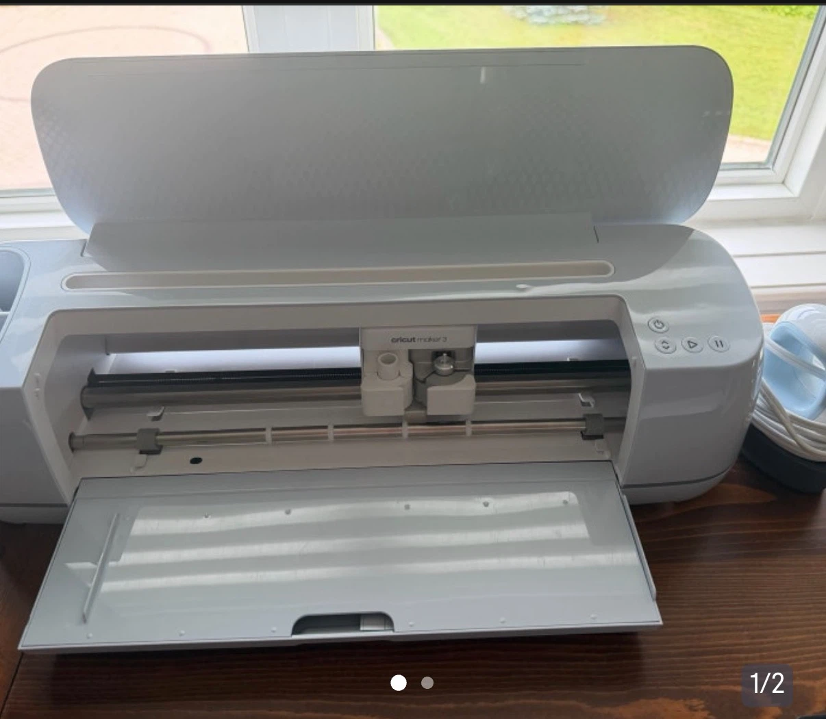 Cricut 3 + accessories