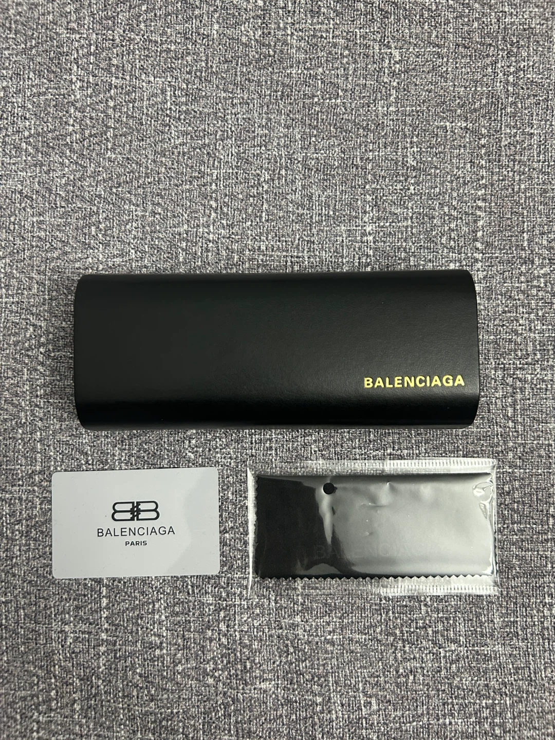 Balenciaga Sunglasses with Case - photo 2