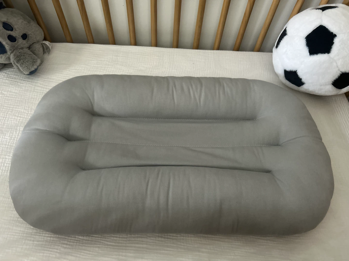 Snuggle Me Organic infant lounger in Slate