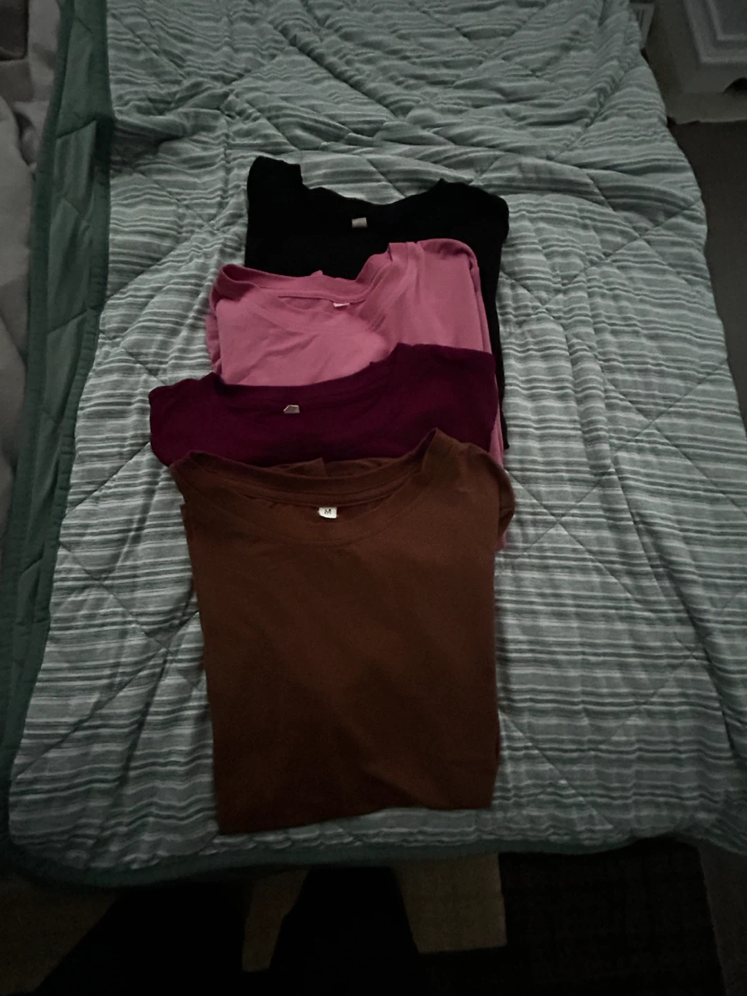 Four T-shirts - Black, Brown, Burgundy, Pink - photo 2