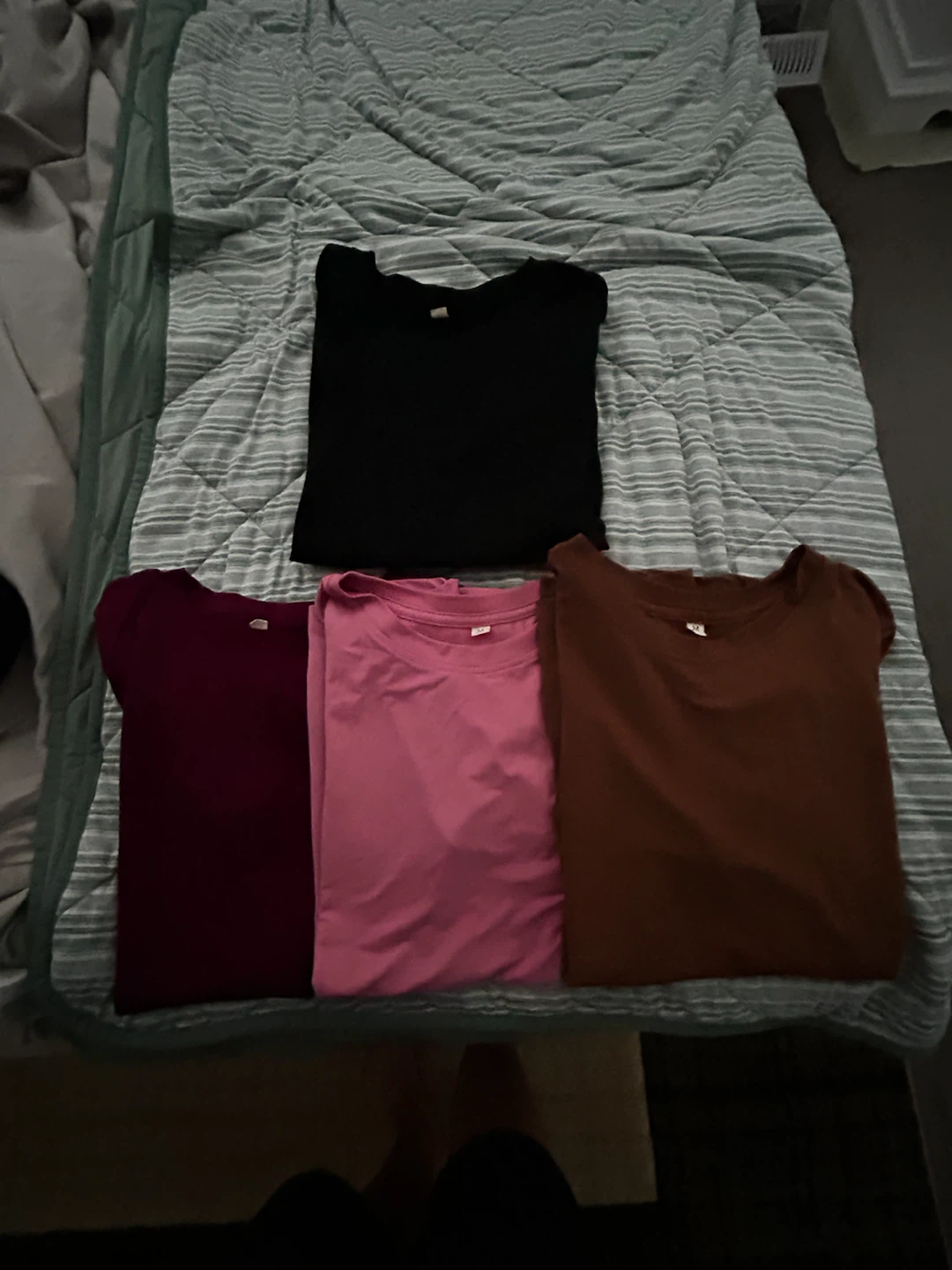Four T-shirts - Black, Brown, Burgundy, Pink - photo 3