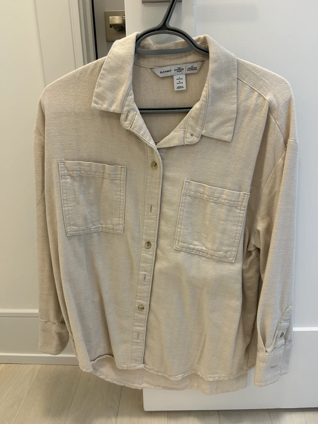 Old Navy The Boyfriend Shirt - Beige, Size L Petite