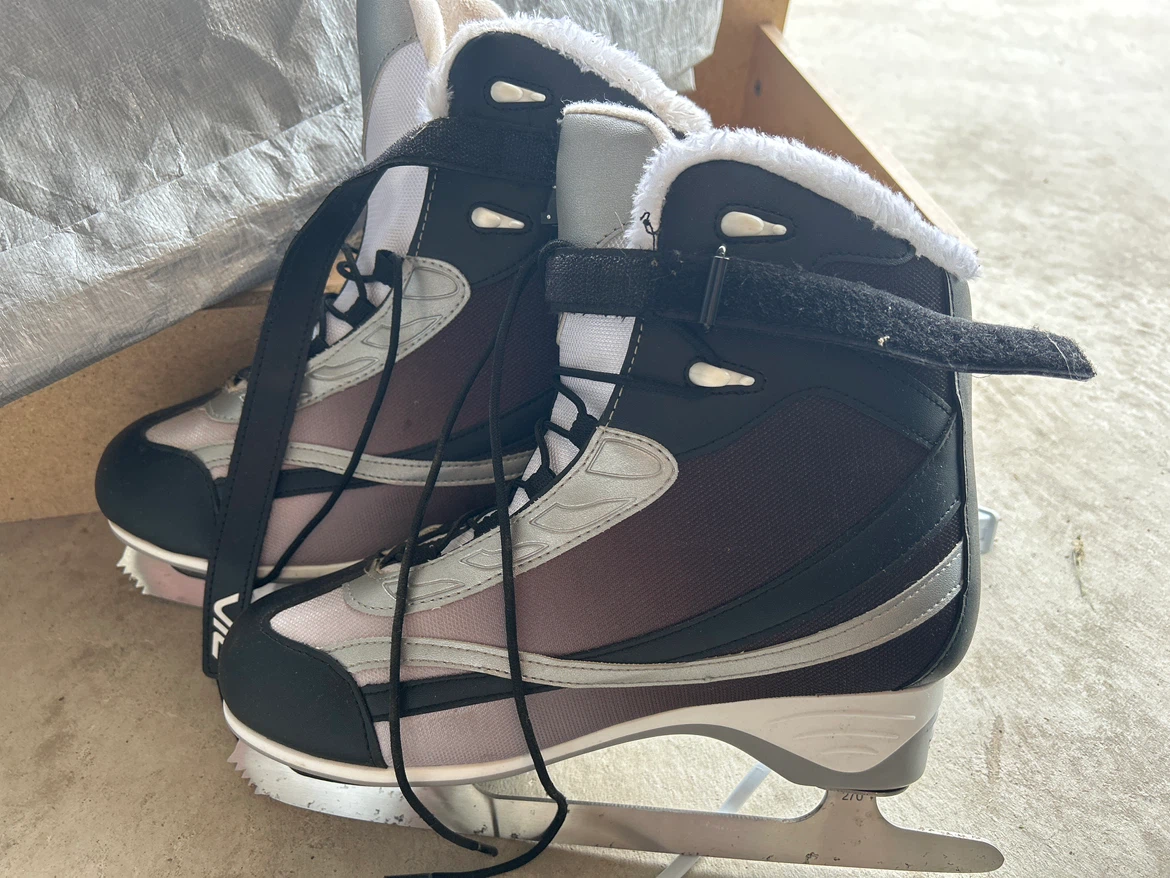 Figure Ice Skates