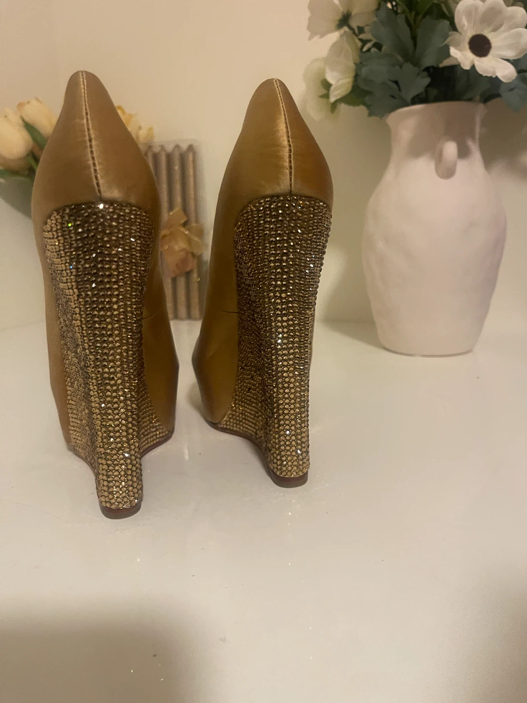 ZiGiny Gold Sparkle Wedge Heels - photo 4