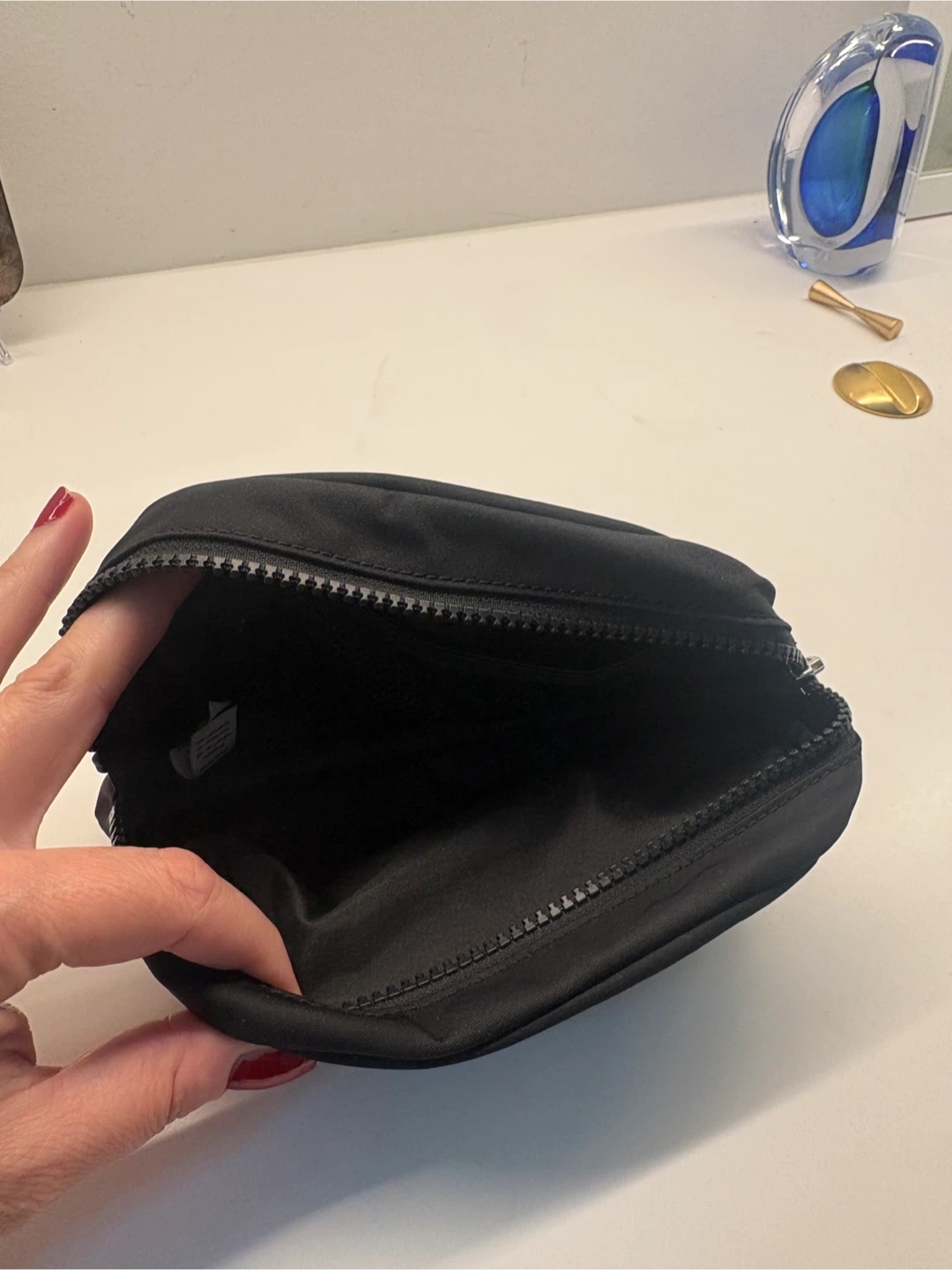 Lululemon Pencil or Make-up Case - Black - photo 2