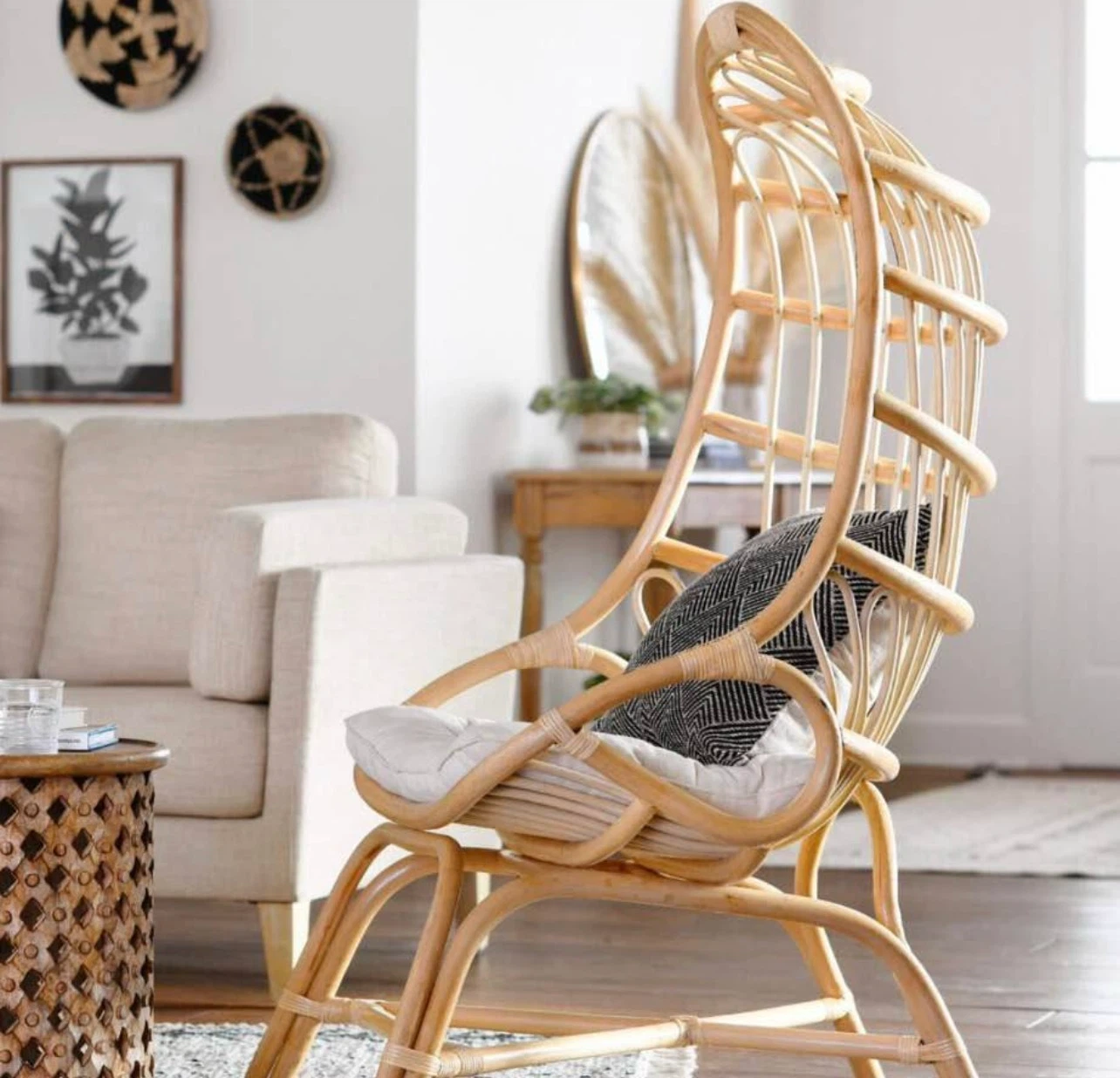 Beautiful Natural Raton wicker caccon  Chair