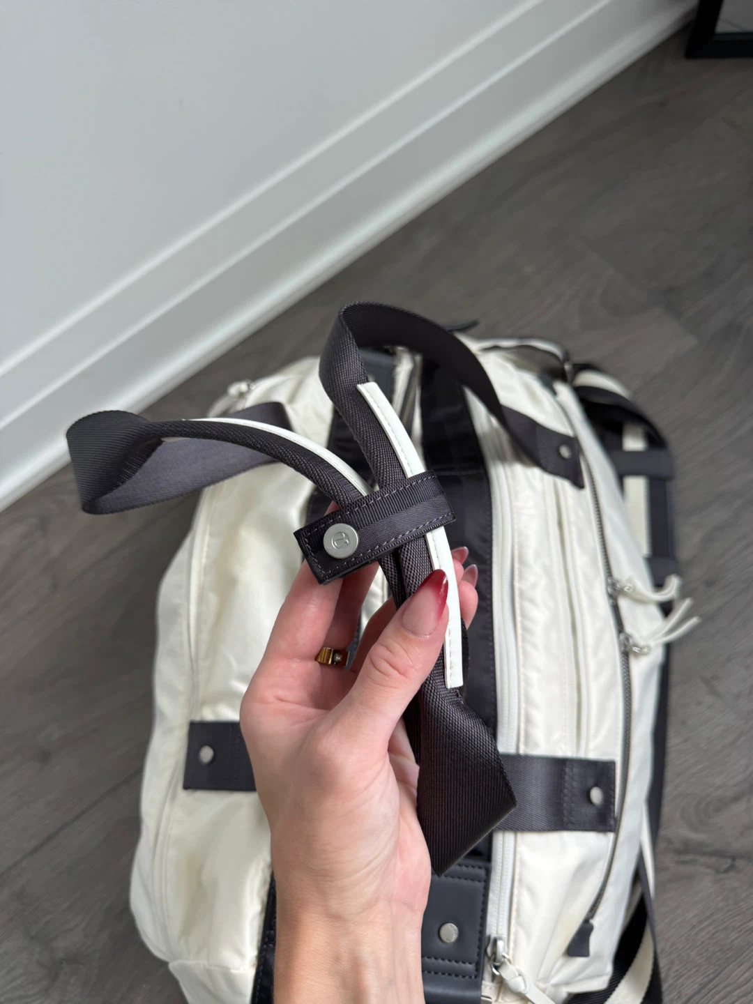 Lululemon Duffel Bag - photo 4