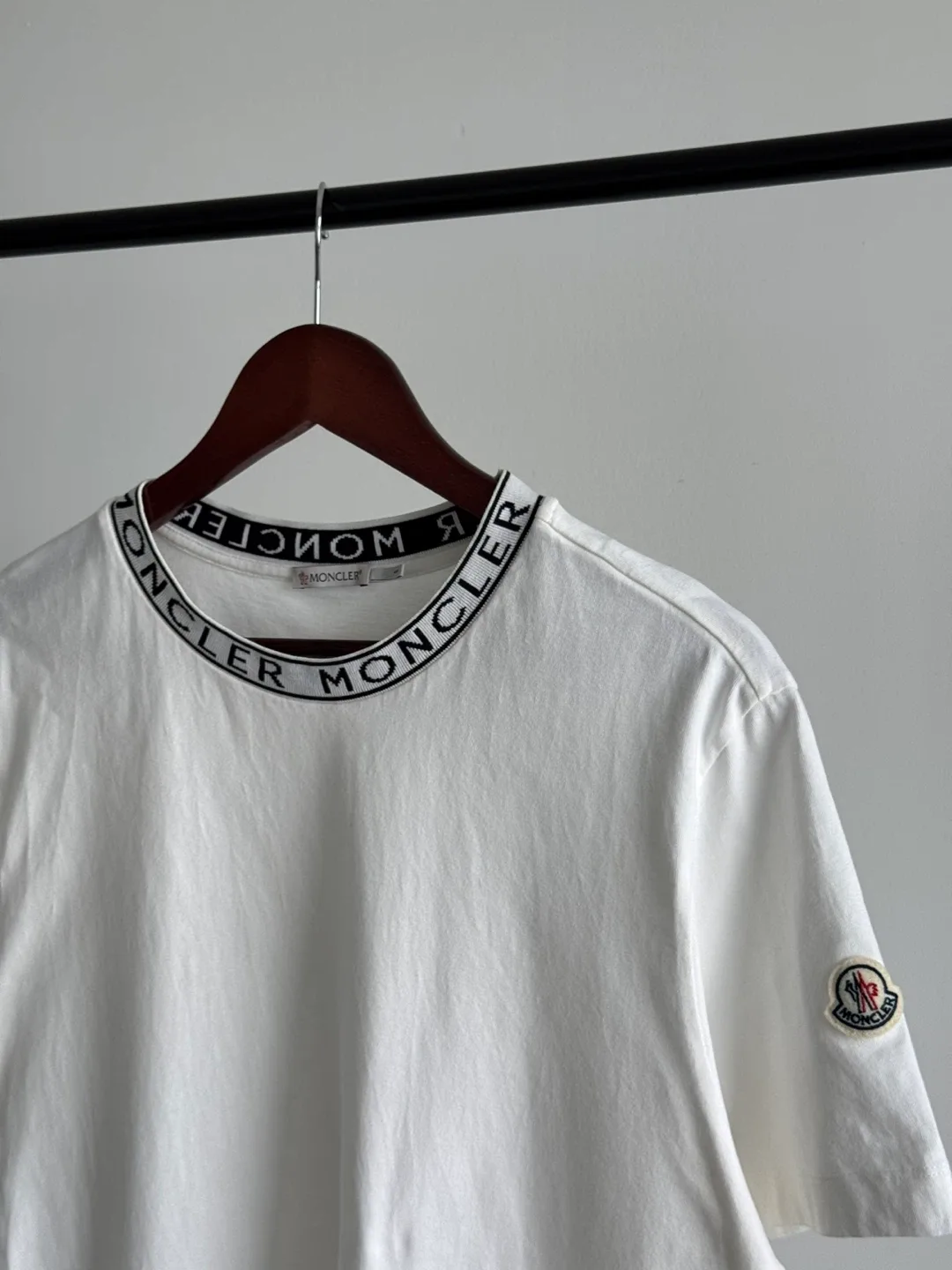 Moncler white Logo-Trimmed Cotton T-shirt Authentic - photo 2