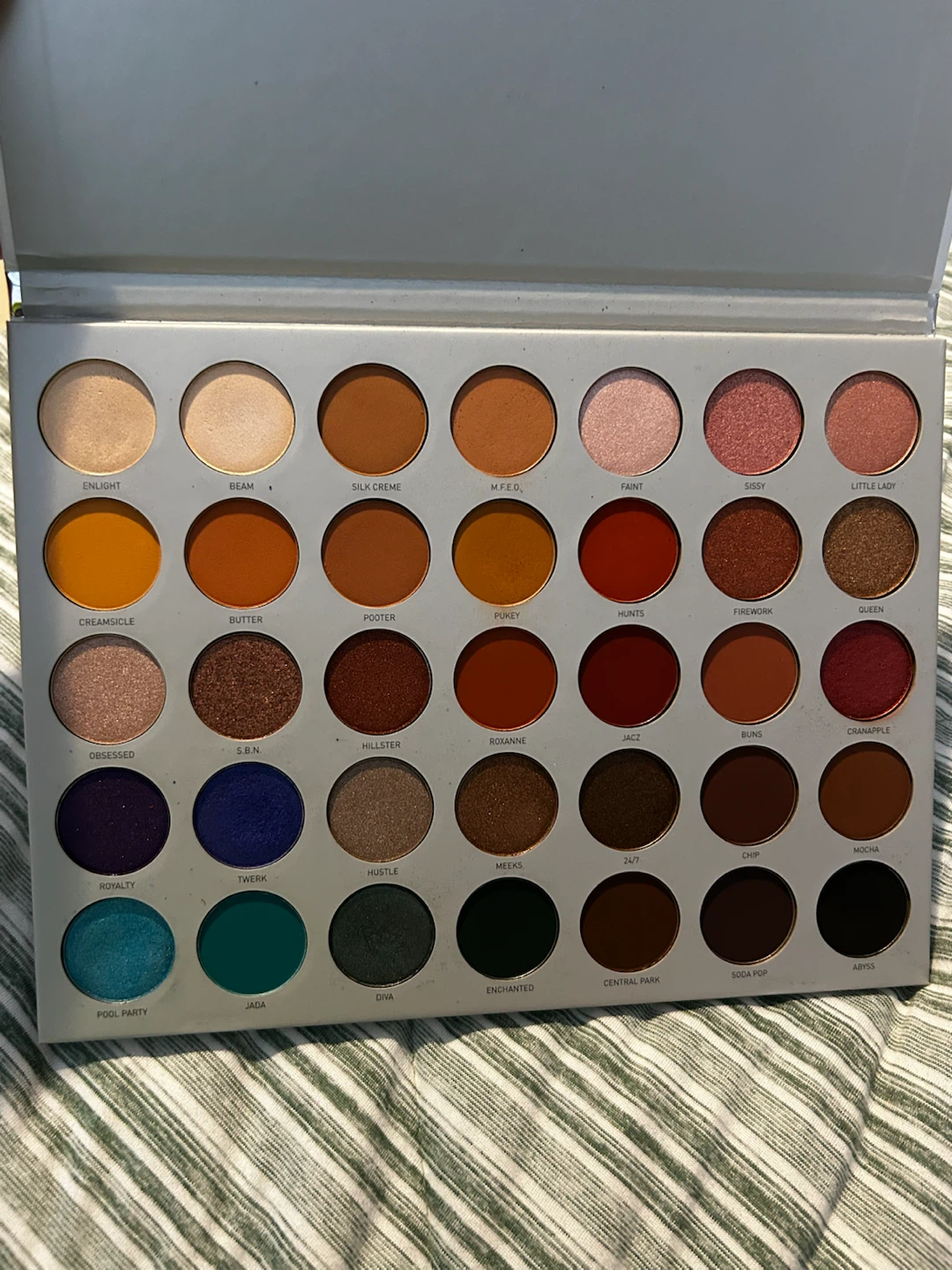 Jaclyn Hill Morphe - photo 3