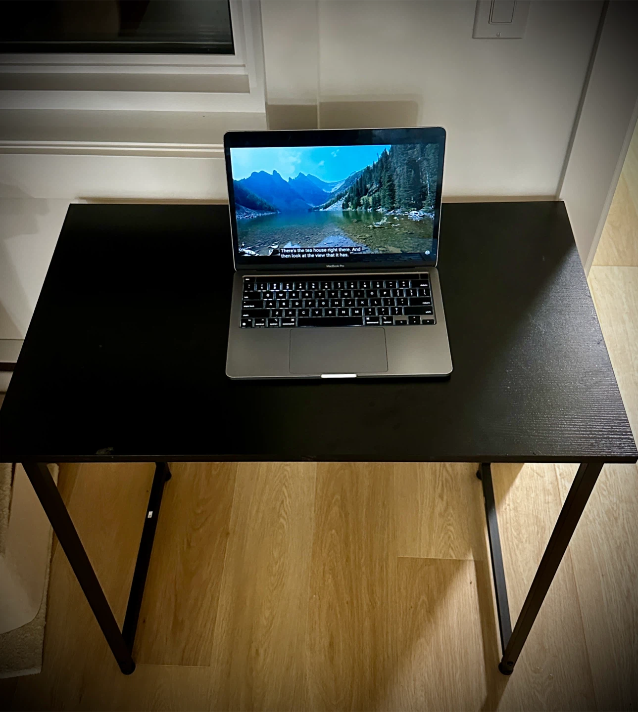 Black computer table