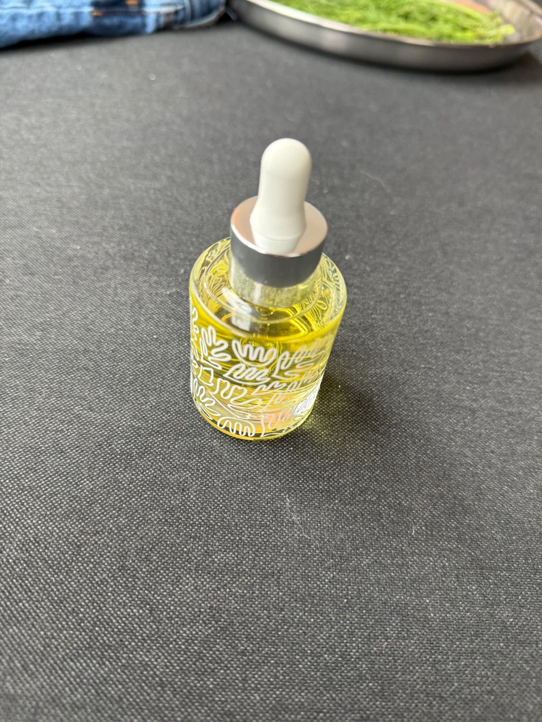 Naked & Thriving Revitalize Body Oil - photo 3