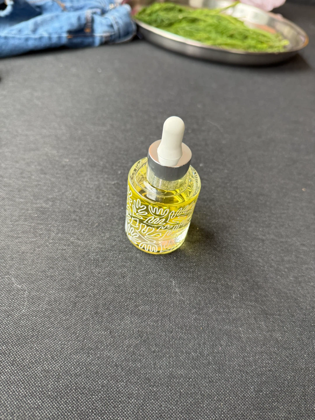 Naked & Thriving Revitalize Body Oil - photo 4