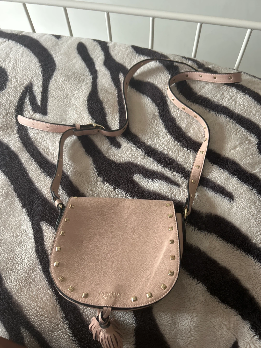 Victoria's Secret Studded Pink Crossbody Bag - photo 3