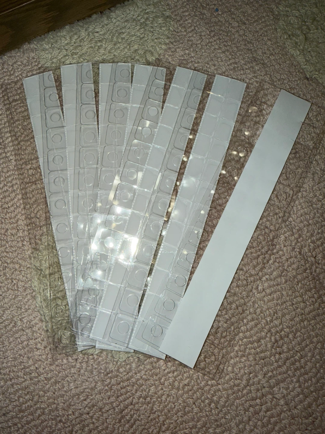 Adhesive Dots for Crafts and Decorations - photo 2
