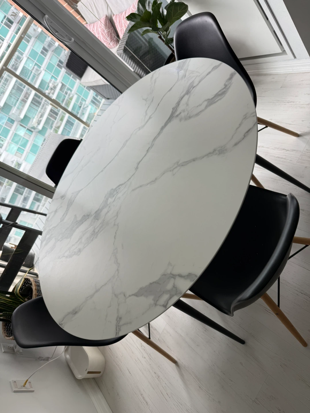 Dining Table and Chairs - photo 2