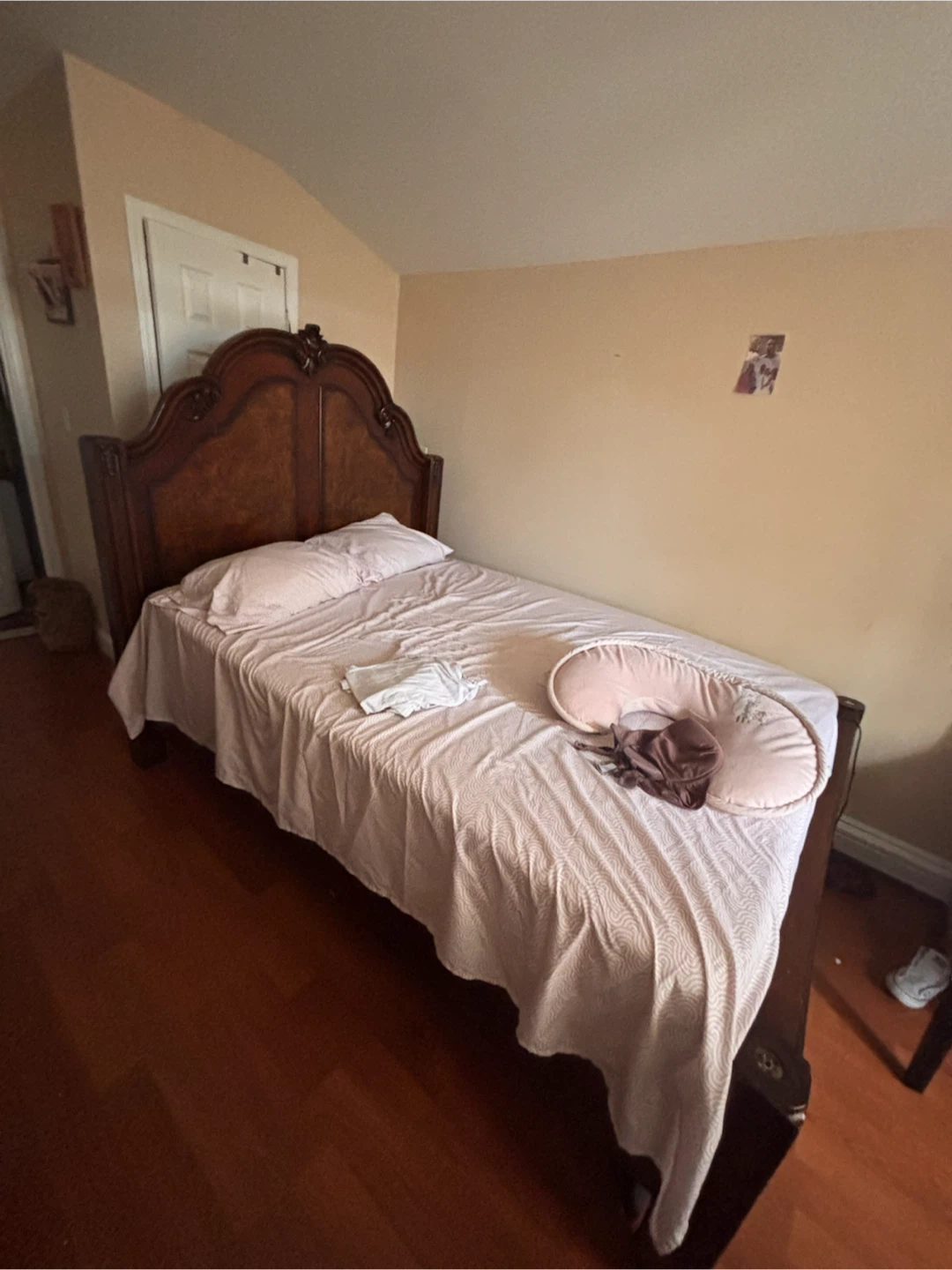 Wooden Queen Bed Frame with Headboard - photo 2