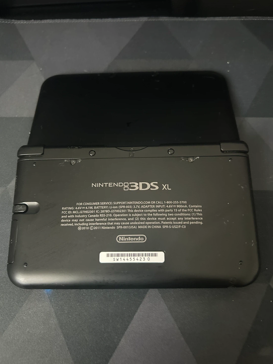Nintendo 3DS XL - photo 2