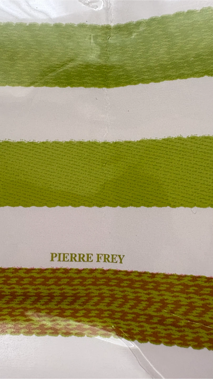 Pierre Frey Caspari "Sable Green" Paper Plates (Set of 2) - photo 2