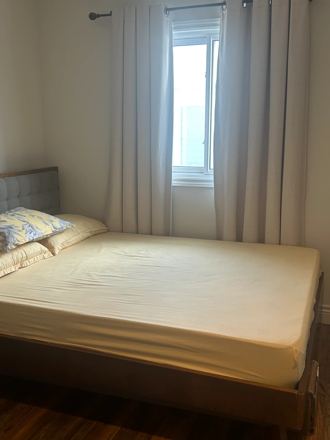 Upholstered Headboard Bed Frame - photo 3